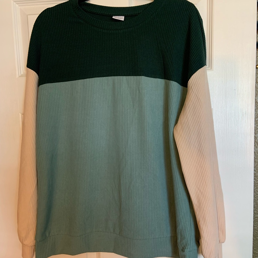 Elegant Green and Cream Women's Sweater